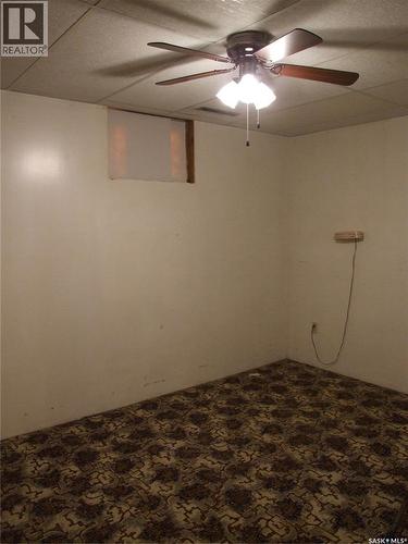 Fitzpatrick Acreage, Eatonia, SK - Indoor