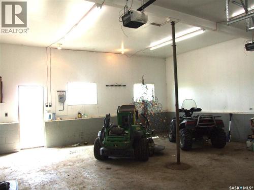 Fitzpatrick Acreage, Eatonia, SK - Indoor Photo Showing Garage