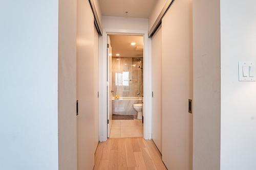 Corridor - 2203-1288 Rue St-Antoine O., Montréal (Ville-Marie), QC - Indoor Photo Showing Other Room