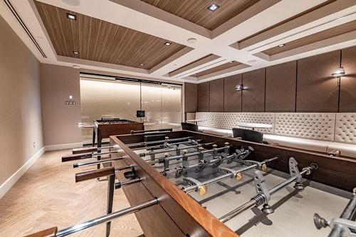 Salle de jeux - 2203-1288 Rue St-Antoine O., Montréal (Ville-Marie), QC - Indoor