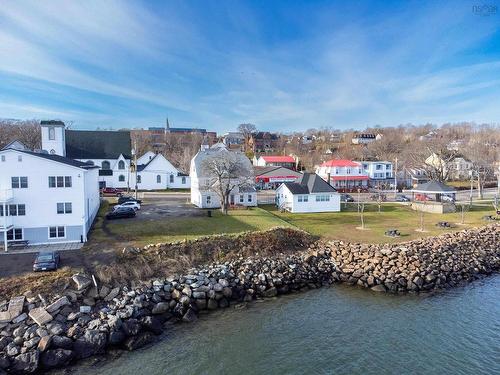 108 Montague Row, Digby, NS 