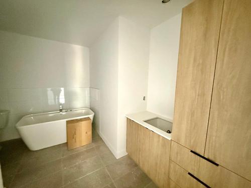 Bathroom - 802-802 Rue Valiquette, Sainte-Adèle, QC - Indoor Photo Showing Bathroom