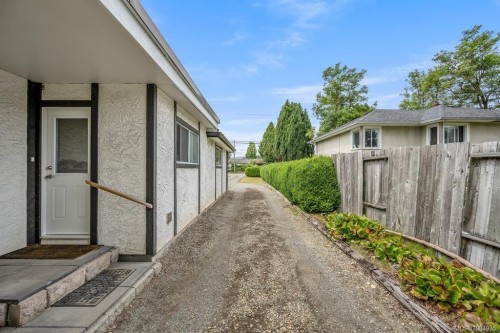 1180 Willemar Ave, Courtenay, BC 