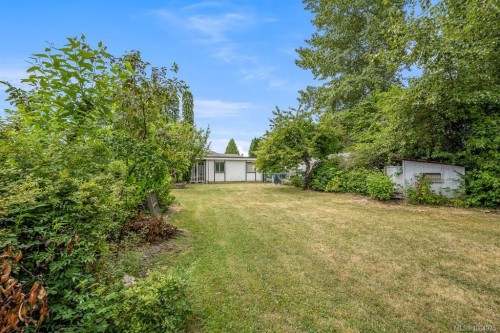 1180 Willemar Ave, Courtenay, BC 