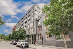 107-738 Rue Bourget  Montréal (Le Sud-Ouest), QC H4C 2M7