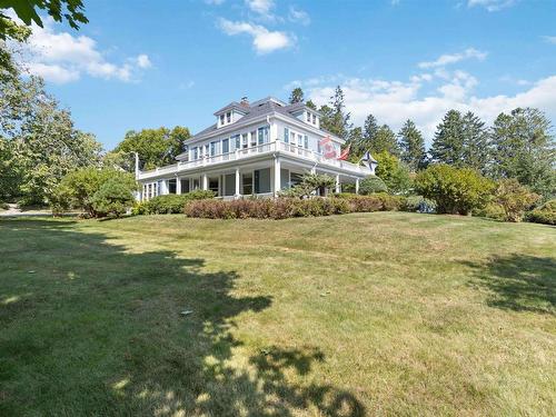 66 Mcdonald Street, Lunenburg, NS 