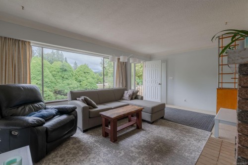 4950 John St, Port Alberni, BC 