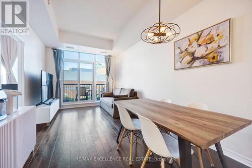 Gv202 - 320 City  Centre Drive, Mississauga, ON - Indoor Photo Showing Dining Room