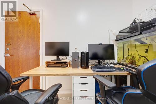 Gv202 - 320 City  Centre Drive, Mississauga, ON - Indoor Photo Showing Office