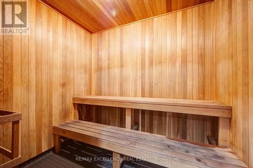 Gv202 - 320 City  Centre Drive, Mississauga, ON - Indoor Photo Showing Other Room