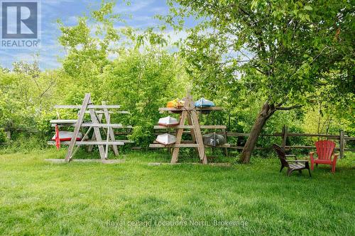 kayak and canoe storage - Unit 18 - 209472 26 Highway, Blue Mountains, ON - Outdoor