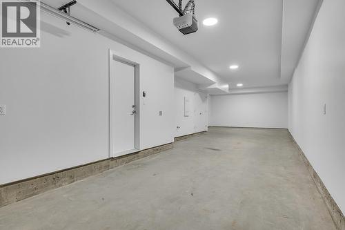 5300 Main Street Unit# 118, Kelowna, BC - Indoor