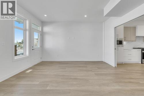 Photos may be of a similar home in the community - 5300 Main Street Unit# 118, Kelowna, BC - Indoor