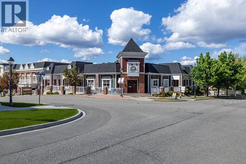 Community - 5300 Main Street Unit# 124, Kelowna, BC - Outdoor