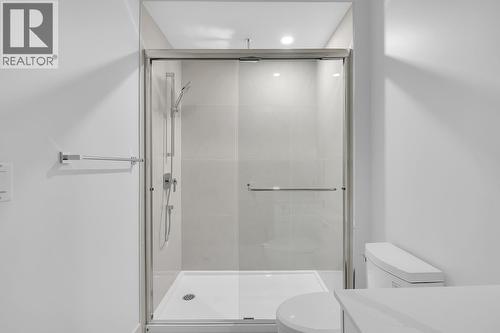 Photos may be of a similar home in the community - 5300 Main Street Unit# 124, Kelowna, BC - Indoor Photo Showing Bathroom