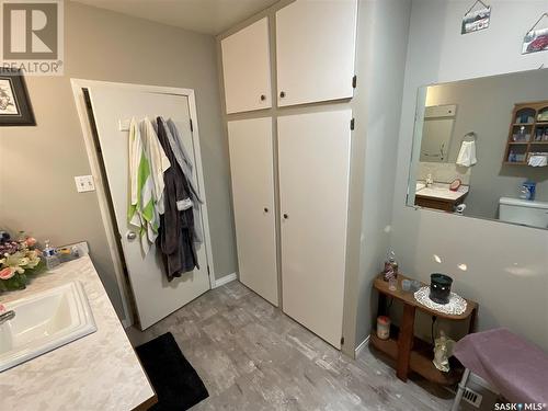 117 First Street E, Invergordon Rm No. 430, SK - Indoor Photo Showing Other Room