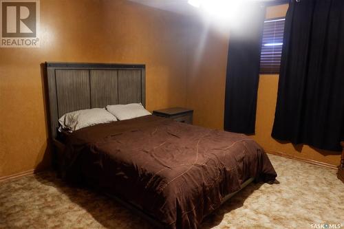 48 2Nd Avenue E, Lafleche, SK - Indoor Photo Showing Bedroom