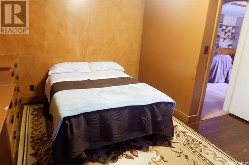 48 2Nd Avenue E, Lafleche, SK - Indoor Photo Showing Bedroom