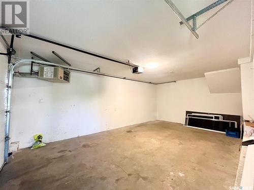 4 211 20Th Street W, Prince Albert, SK - Indoor Photo Showing Garage