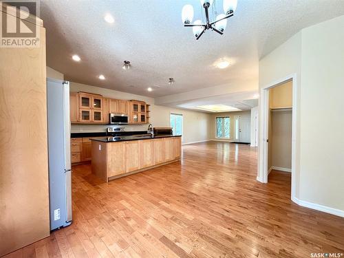 4 211 20Th Street W, Prince Albert, SK - Indoor Photo Showing Kitchen