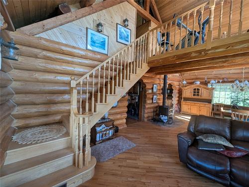 1361 Horning Road, Seymour Arm, BC - Indoor Photo Showing Other Room