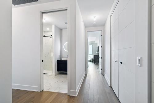 Corridor - 2105-2835 Av. Du Cosmodôme, Laval (Chomedey), QC - Indoor Photo Showing Other Room