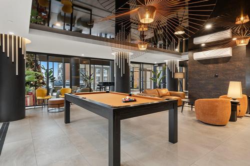 Salle communautaire - 2105-2835 Av. Du Cosmodôme, Laval (Chomedey), QC - Indoor Photo Showing Other Room