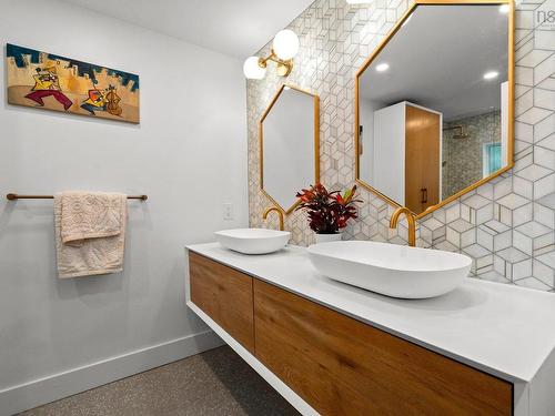 7062 Royal Pine Avenue, Halifax, NS 