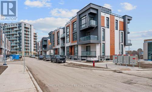 704 - 5 STECKLEY HOUSE LANE  Richmond Hill, ON L4S 0N2