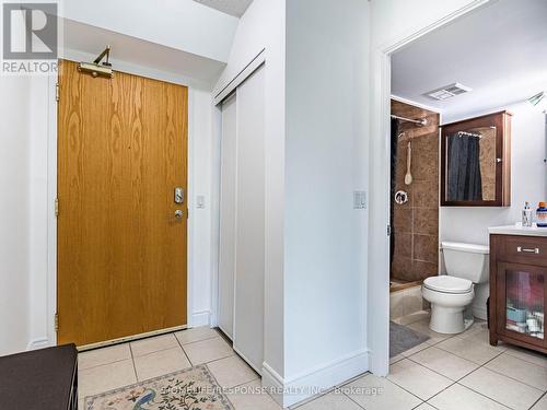 214 - 107 Bagot Street, Guelph, ON - Indoor Photo Showing Bathroom