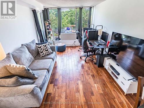 214 - 107 Bagot Street, Guelph, ON - Indoor