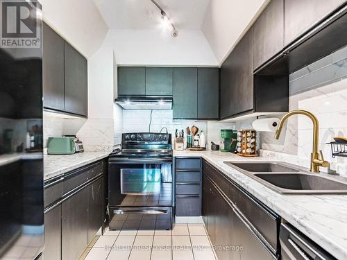 214 - 107 Bagot Street, Guelph, ON - Indoor Photo Showing Kitchen With Double Sink With Upgraded Kitchen