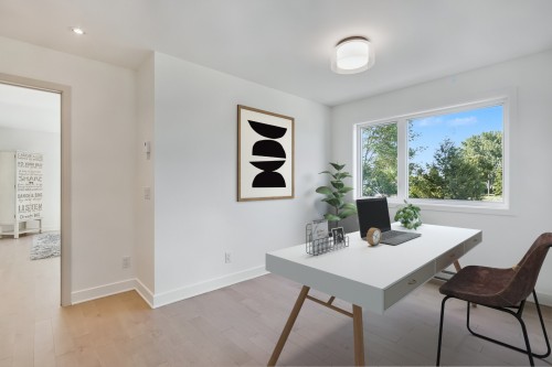 Bureau - 44 Rue Marcoux, Saint-Basile-Le-Grand, QC - Indoor Photo Showing Office