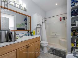 Main floor ensuite to L/R (or bedroom) - 