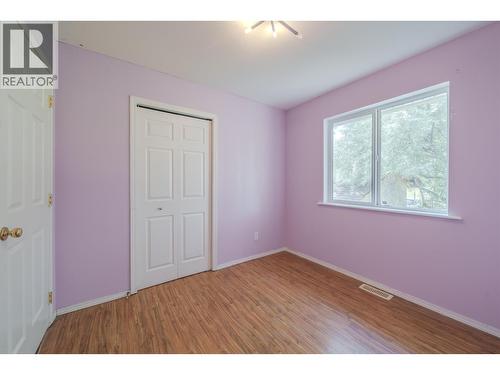 5526 Lakeside Court, 103 Mile House, BC - Indoor Photo Showing Other Room