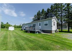 15 Russell DR  Salisbury, NB E4J 2R3