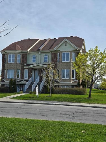 2161 Boul. Jean-Paul-Vincent  Longueuil (Le Vieux-Longueuil), QC J4N 0B7