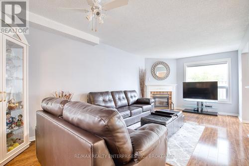 2 - 800 Paramount Drive, Hamilton (Stoney Creek Mountain), ON - Indoor Photo Showing Living Room With Fireplace