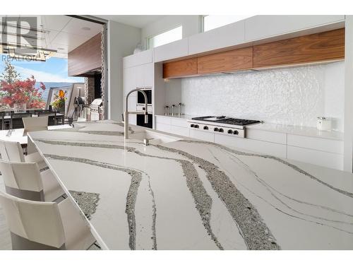 2469 Thacker Drive, West Kelowna, BC - Indoor