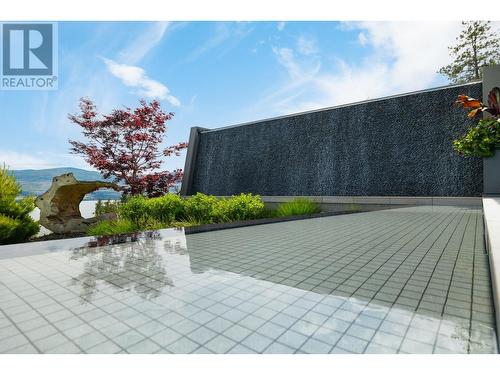 2469 Thacker Drive, West Kelowna, BC - Outdoor