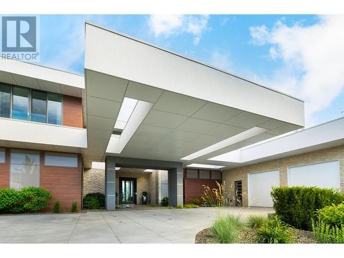 2469 Thacker Drive, West Kelowna, BC - Outdoor