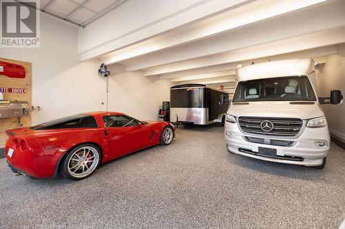 2469 Thacker Drive, West Kelowna, BC - Indoor Photo Showing Garage