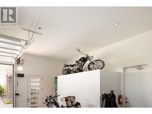 2469 Thacker Drive, West Kelowna, BC - Indoor