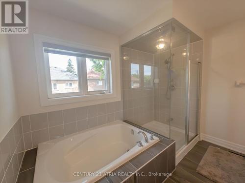 6 Wildflower Way, Toronto, ON - Indoor Photo Showing Bathroom