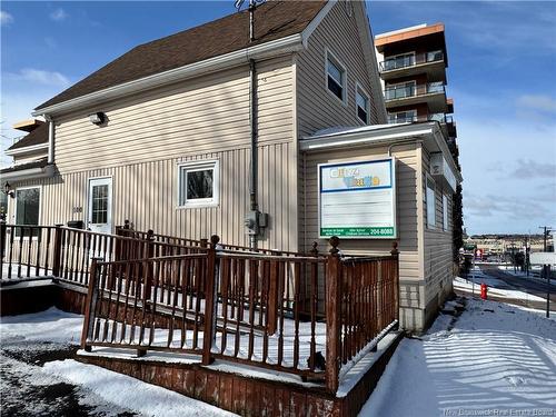 100 Sunset Ave, Dieppe, NB 