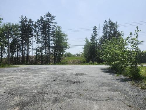 1080 Fall River Road, Fall River, NS 