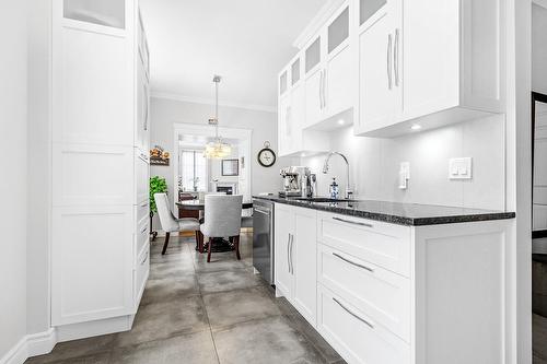 Kitchen - 1-12 Côte De La Canoterie, Québec (La Cité-Limoilou), QC - Indoor Photo Showing Kitchen With Upgraded Kitchen