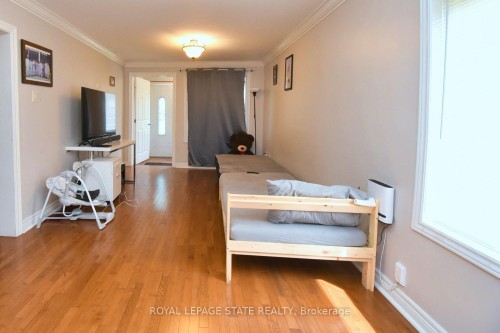 205 Ivon Avenue, Hamilton, ON - Indoor