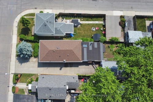 205 Ivon Avenue, Hamilton, ON - Outdoor