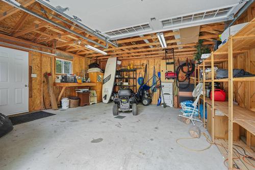 Garage - 1820 Rue Du Cerf, Chertsey, QC - Indoor Photo Showing Garage